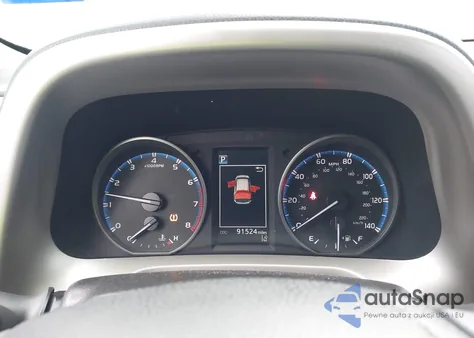 2017 Toyota Rav4 Xle z USA, uszkodzony, nr VIN 2T3WFREV6HW349480